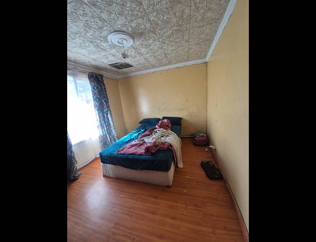 3 BEDROOM HOUSE FOR SALE IN MOTHERWELL NU 5
